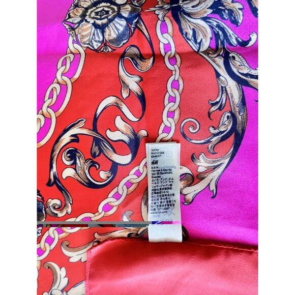H & M Scarf Made In Italy Pink Orange Gold Medallion Scroll 34" x 34" Colorful - Picture 11 of 11